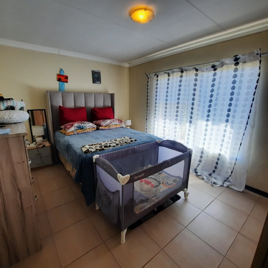 2 Bedroom Property for Sale in Pellissier Free State